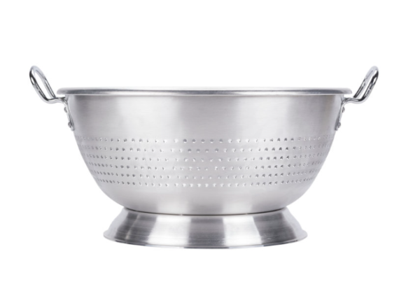 Aluminum colander